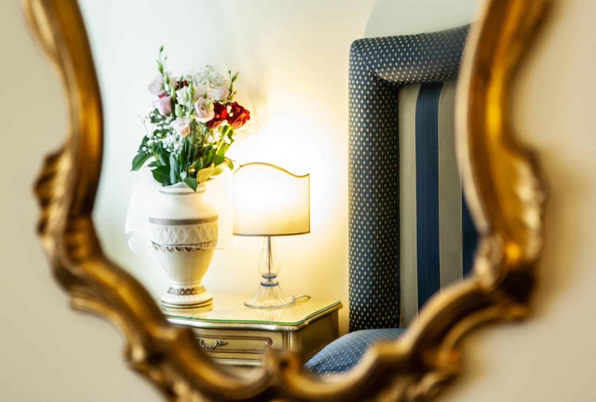 Hotel Villa Edera Venedig-Lido Rum bild